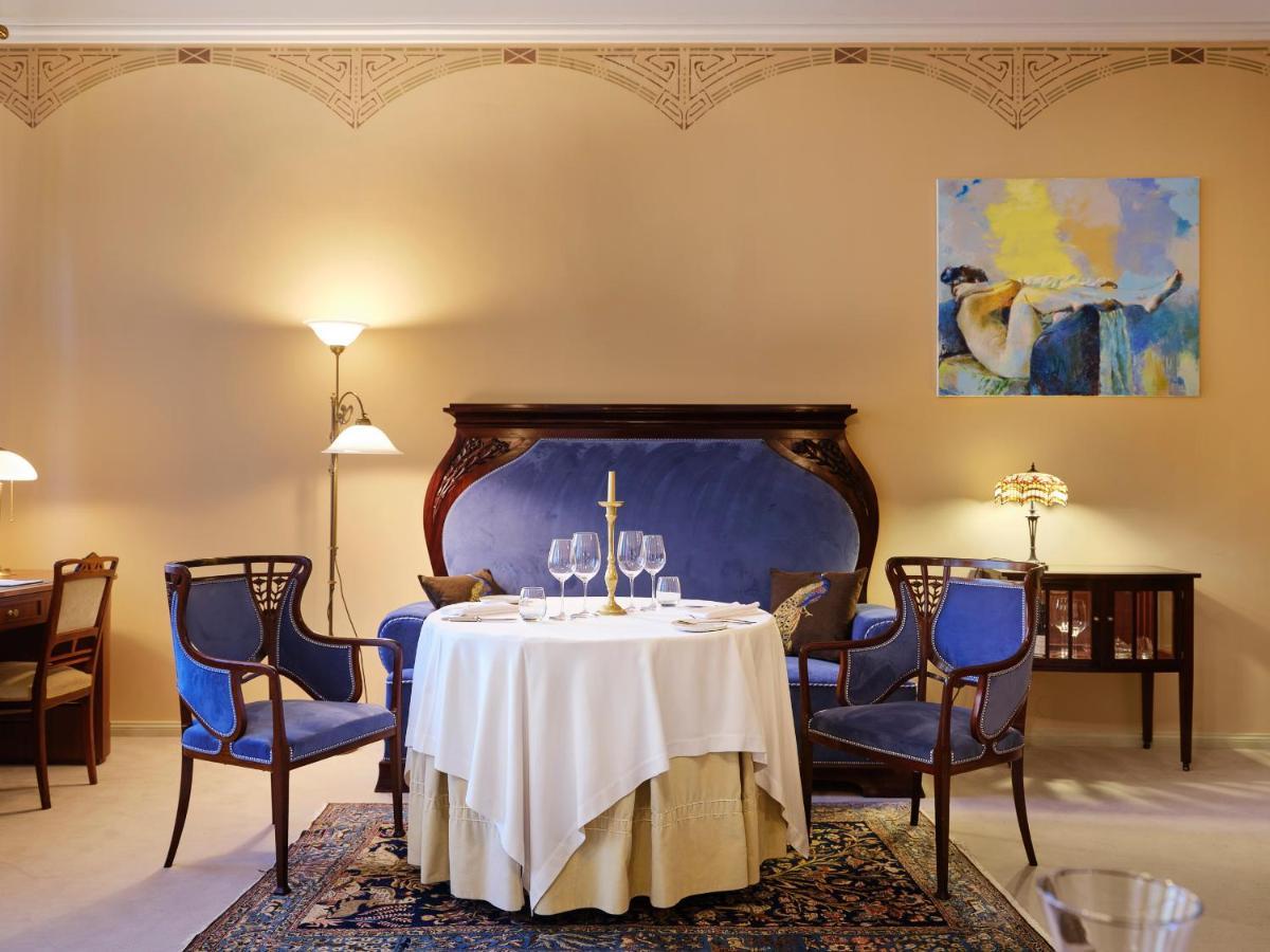 Villa Ammende Restaurant&Hotel Pärnu Esterno foto Interior of the hotel